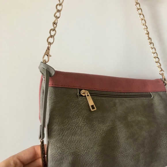 JEANE & JAX Luxury Vegan Leather Crossbody or Clutch - Picture 6 of 15